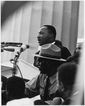 File:Civil Rights March on Washington, D.C. (Dr. Martin Luther King, Jr. speaking.) - NARA - 542069.tif