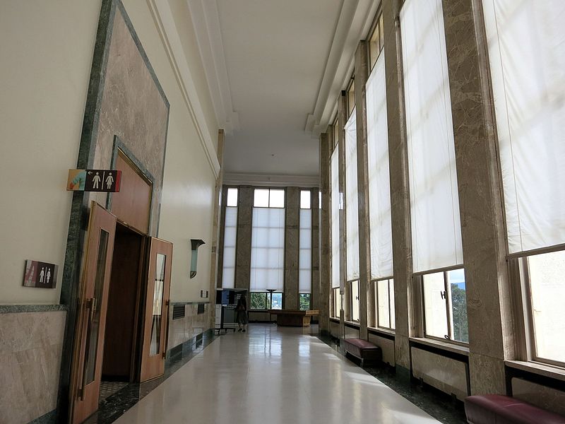 Corridor in Building A of the Palais des Nations.jpg