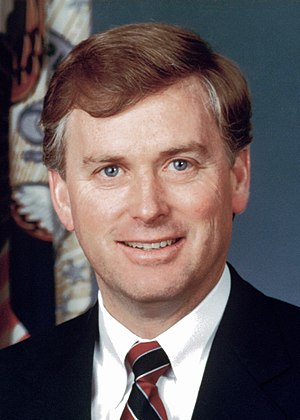 Dan Quayle, official photo cropped.jpg