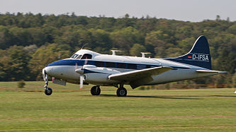 English: De Havilland DH-104 Dove 7XC (reg. D-IFSA, cn 04531, built in 1963). Engine: 2 × deHavilland GQ 70. Deutsch: De Havilland DH-104 Dove 7XC (Reg. D-IFSA, cn 04531, Baujahr 1963). Motor: 2 × deHavilland GQ 70.