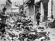 Hasil jarahan toko warga Serbia di Sarajevo selama pogrom anti-Serbia.