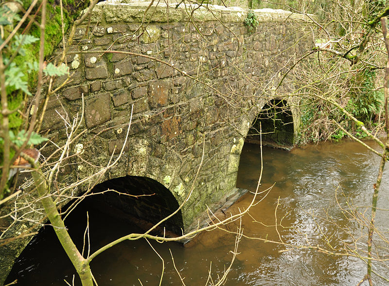 File:Dexbeer Bridge.jpg