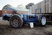 Is this Fordson tractor a Super Dexta or Super Major?