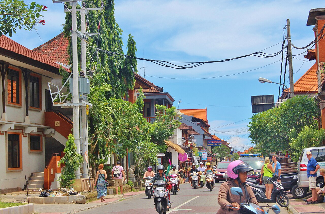 File Downtown  Ubud Bali  Indonesia panoramio 10 jpg 