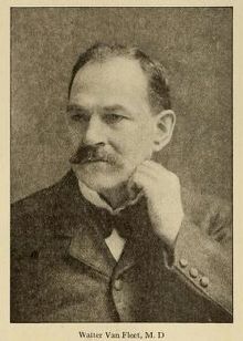 Доктор Вальтер Ван Флит 1918.jpg