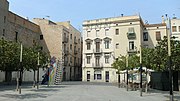 Miniatura per Edifici a la plaça Josep Pla (Figueres)