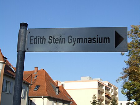 Edith Stein Gymnasium in Speyer, Hinweisschild