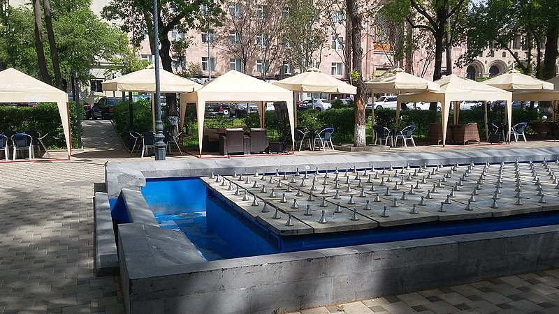 File:Erebuni-Yerevan 2750 fountains 18.jpg