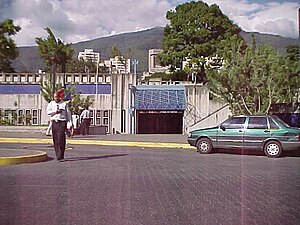 Estacion Colegio de Ingenieros 2000 008.jpg