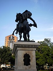 File:Estatua Simon Bolivar, El Libertador.jpg - Wikimedia Commons