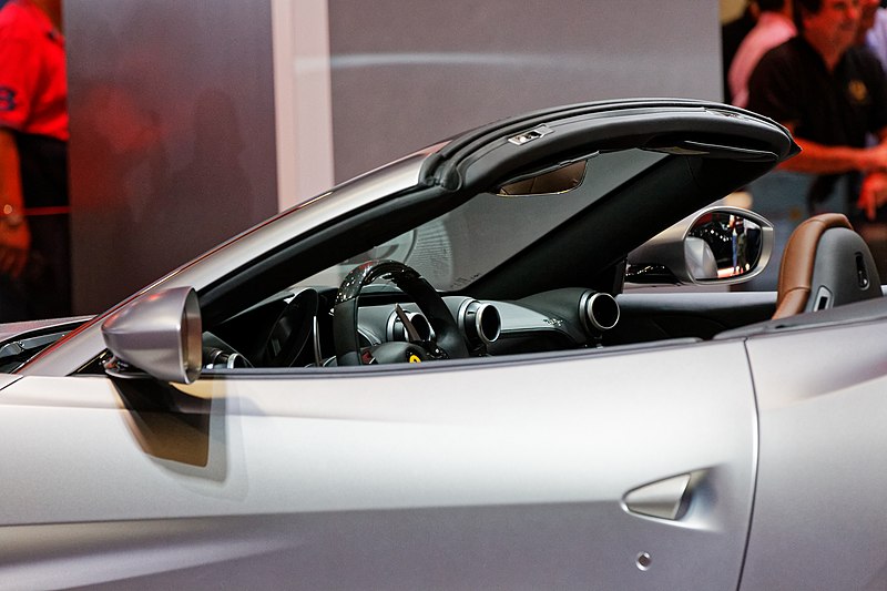 File:Ferrari Portofino - Mondial de l'Automobile de Paris 2018 - 003.jpg