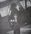 Миниатюра для Файл:Flight Attendant Jack Sanderson.jpg