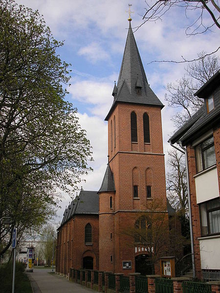 File:Franziskuskirche Sömmerda.JPG