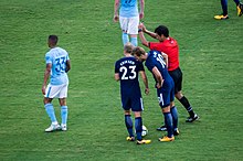 Nissan Stadium - Wikipedia