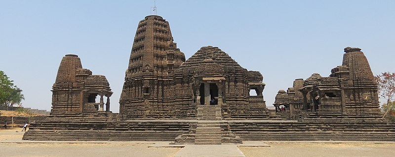 File:Gondeshwar Temple - Sinnar, Maharashtra, India.jpg