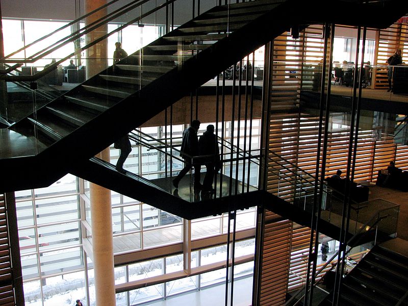 File:Grande Bibliotheque Quebec Interieur.JPG