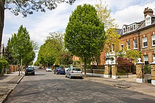 <span class="mw-page-title-main">Grove Park, Chiswick</span> Human settlement in England