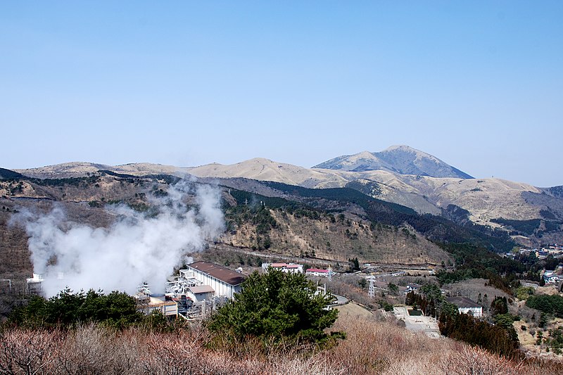 File:Hatchobaru Geothermal Power Plant Japan - panoramio.jpg