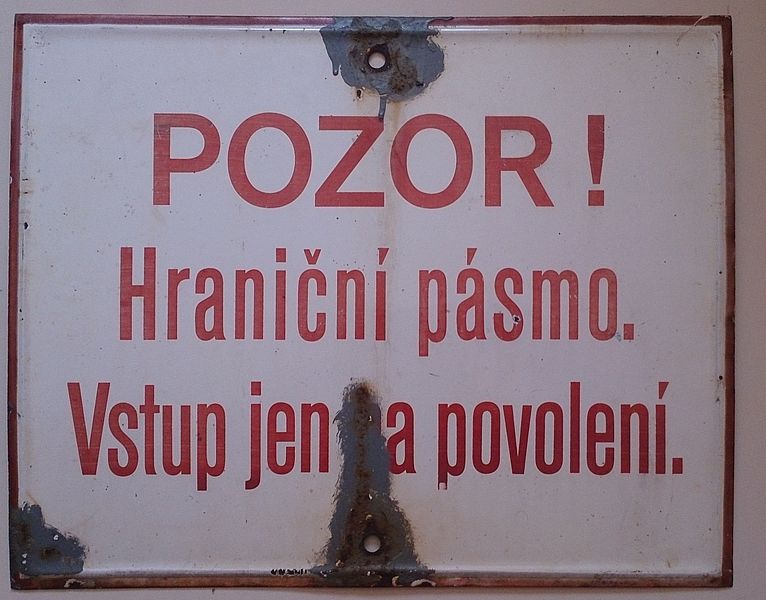 File:Hraniční pásmo.JPG