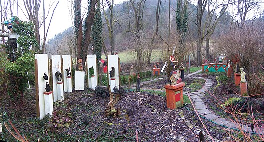 Der Garten des krummen Holzes im „Garten der Stille“