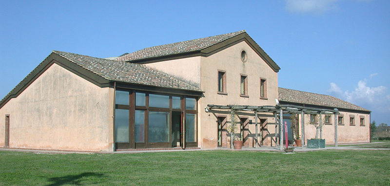 File:ItaliaPaestumMuseoHeraionFoceSele.jpg