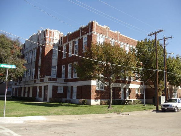 James W. Fannin Elementary School in Dallas