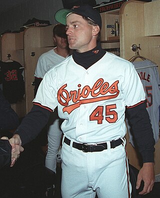 <span class="mw-page-title-main">Jim Poole (pitcher)</span> American baseball player (1966–2023)