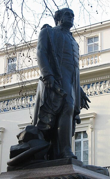 File:John Franklin statue London.jpg