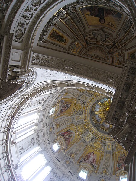 File:July 2007 - inside Berlin Cathedral 13.jpg