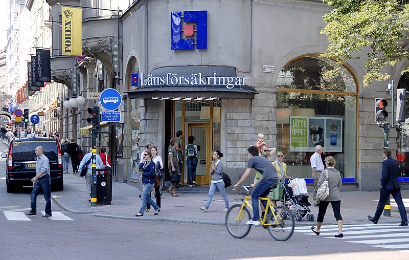 File:Länsförsäkringar Stockholm butik stureplan.jpg