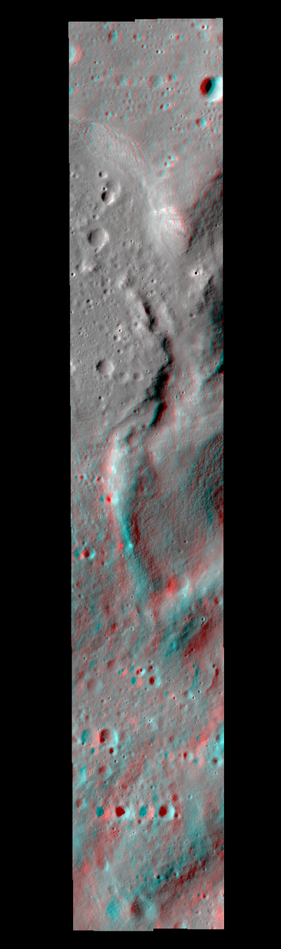 Thumbnail for File:LROC NAC Anaglyph- Highlands Ridge (LROC833 - content anaglyph full highlandridge).png