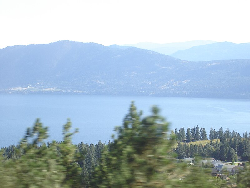 File:LakeOkanagan.JPG