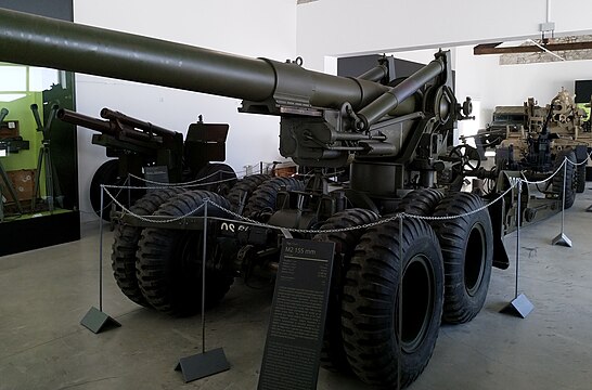 Б 1 155. 155 Mm Gun m1. 155-Мм пушка m1/m2/m59. M1 155 mm long Tom. 155 Мм пушка м1.