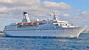 MS Astor, Fremantle, 2016 (04).JPG