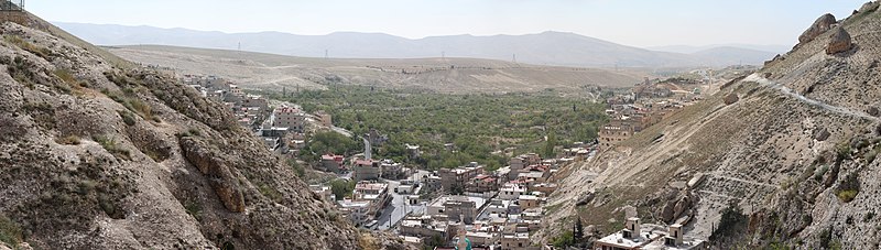 File:Maaloula pano 2.jpg