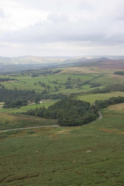 File:Mam Tor - geograph.org.uk - 1456537.jpg