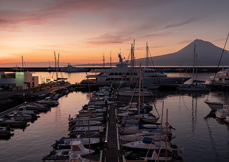 File:Marina of Horta at sunrise, Faial Island, Azores, Portgual (PPL2-Enhanced) julesvernex2.jpg