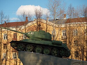 Monument till Kirovfrontens heroiska arbete, Kirov