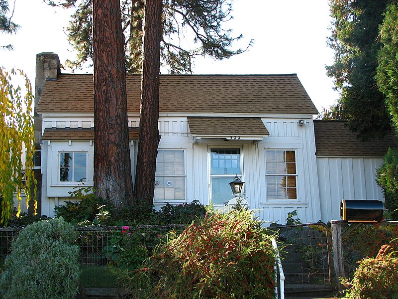 File:Moody House - The Dalles Oregon.jpg