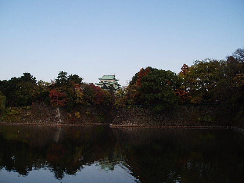 File:Nagoya castle 2.jpg