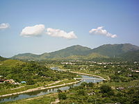Ng Tung River[9] an der innerchinesische Grenze, 2006