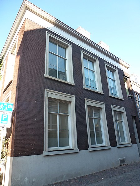 File:Nijmegen Korte Brouwerstraat 1-3.JPG