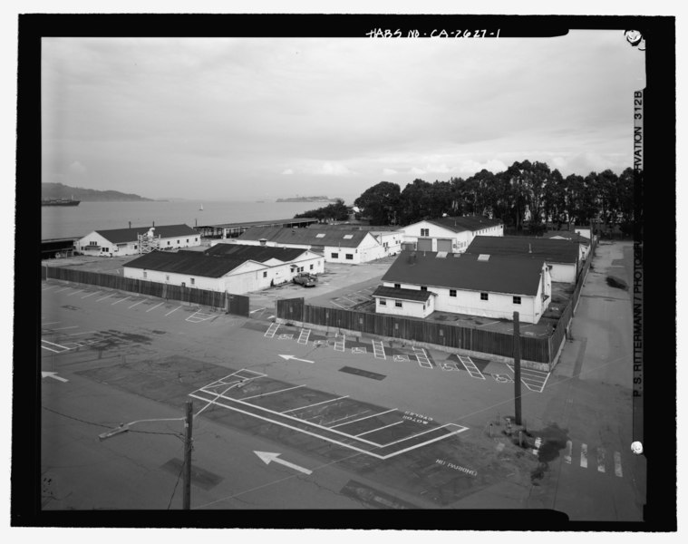 File:OVERVIEW OF POST ENGINEER'S SHOPS AND YARD BUILDINGS, LOOKING 40 DEGREES NORTH EAST - Presidio of San Francisco, Post Engineer's Headquarters Office, Crissy Field North HABS CAL,38-SANFRA,186-1.tif