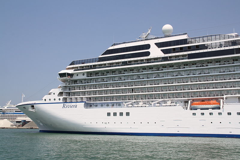 File:Oceania Cruises Riviera 08 IMO 9438078 @chesi.JPG