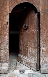 Old door, Via Roma, Tolve, Italy