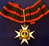 Orden des Heiligen Sylvester Kommandant 1. Klasse Abzeichen (Vatikan 1930-1980) - Tallinn Museum of Orders.jpg