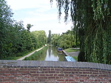View looking north along the Oxford Canal from Aristotle Bridge on Aristotle Lane. Oxford Canal01.JPG