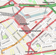Paddington en de omliggende straten op de kaart. Het Paddington (underground) station dat hier is aangegeven, is het zuidelijke metrostation aan Praed Street.