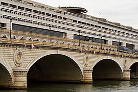 File:Paris 75012 Pont de Bercy Ministère des Finances 20100801.jpg