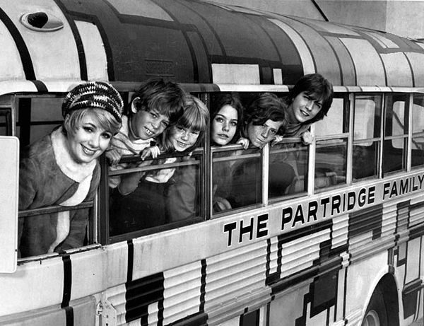 The Partridge Family, season 1. L-R: Shirley Jones, Jeremy Gelbwaks, Suzanne Crough, Susan Dey, Danny Bonaduce and David Cassidy